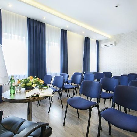 Bonapart Hotel By Uhm Kiev Ngoại thất bức ảnh