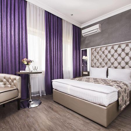 Bonapart Hotel By Uhm Kiev Ngoại thất bức ảnh