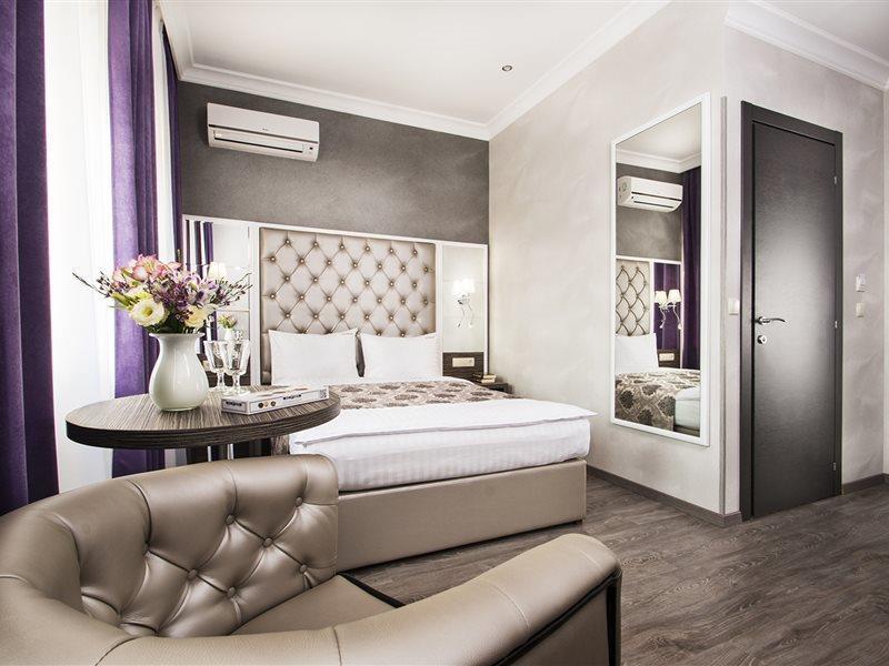 Bonapart Hotel By Uhm Kiev Ngoại thất bức ảnh