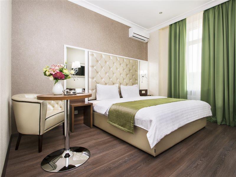 Bonapart Hotel By Uhm Kiev Ngoại thất bức ảnh